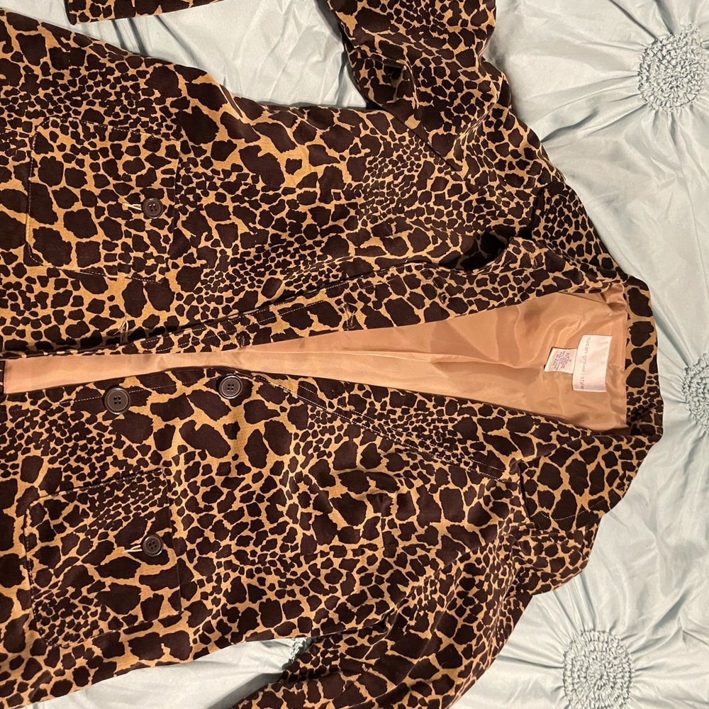 Tan/black leopard print blazer. Size S